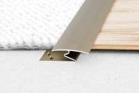 Roppanós alumínium burkolatváltó