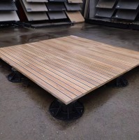 Wood Deck STR koraTER 60x60x2 fahatású vastagított padlólap 2 cm vastag